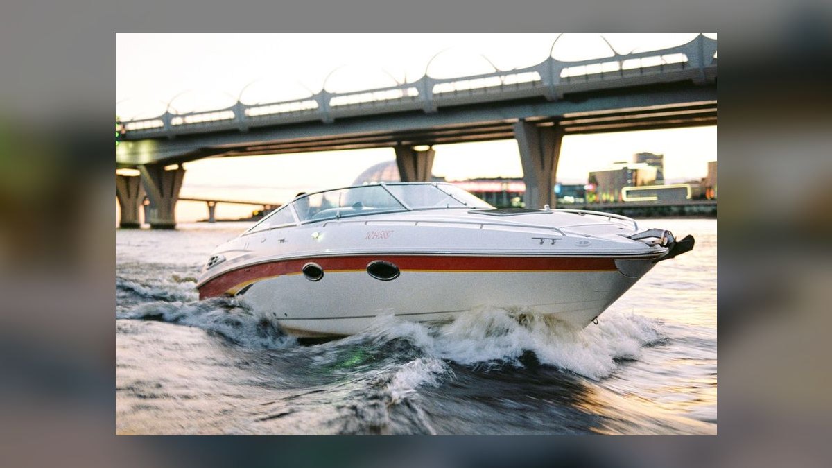 Top 10 Crownline Models 2027 — figure 9