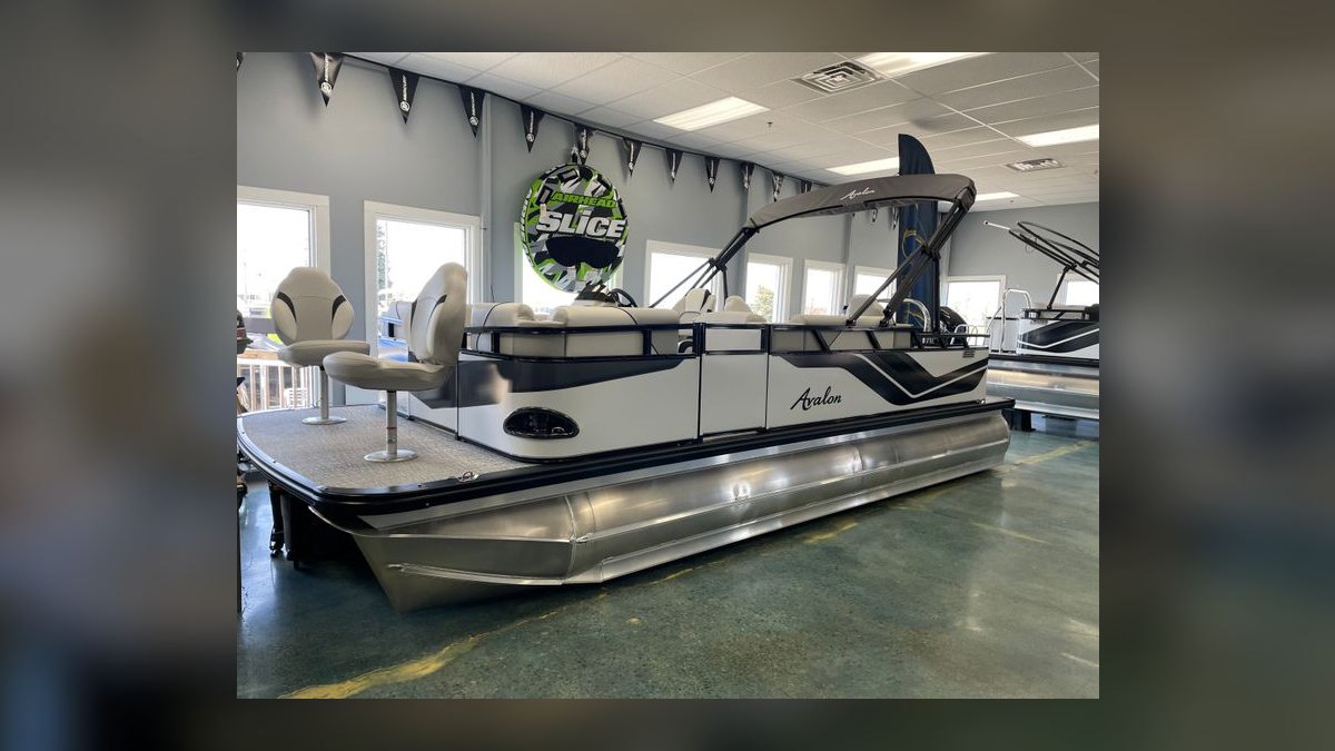 Top 10 Avalon Pontoon Models 2027 — figure 7