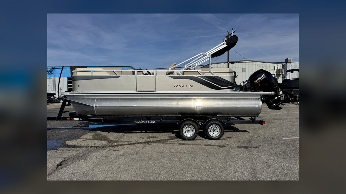 Top 10 Avalon Pontoon Models 2027 — figure 9