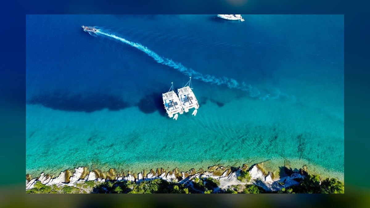 Top 10 Best Catamaran Brands 2027 — figure 7