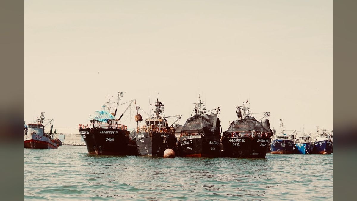 Top 10 Best Trawler Brands 2027 — figure 2