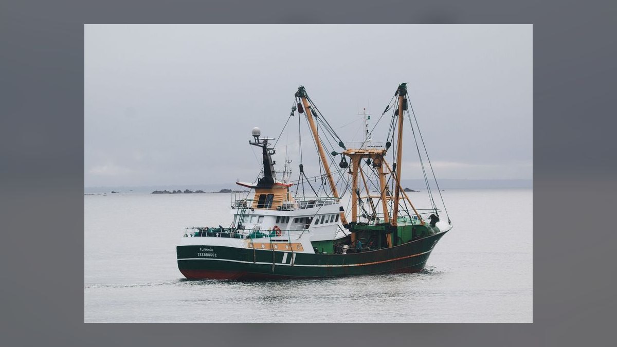Top 10 Best Trawler Brands 2027 — figure 9