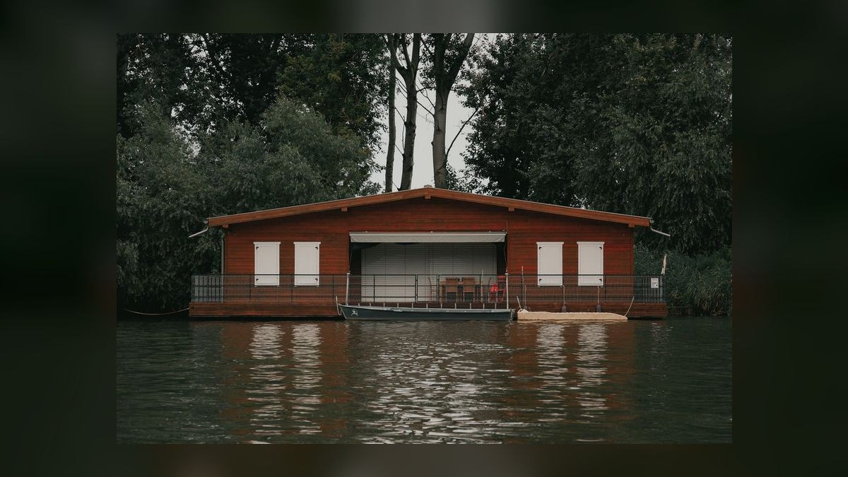 Top 10 Best Cuddy Cabin Brands 2027 — figure 9