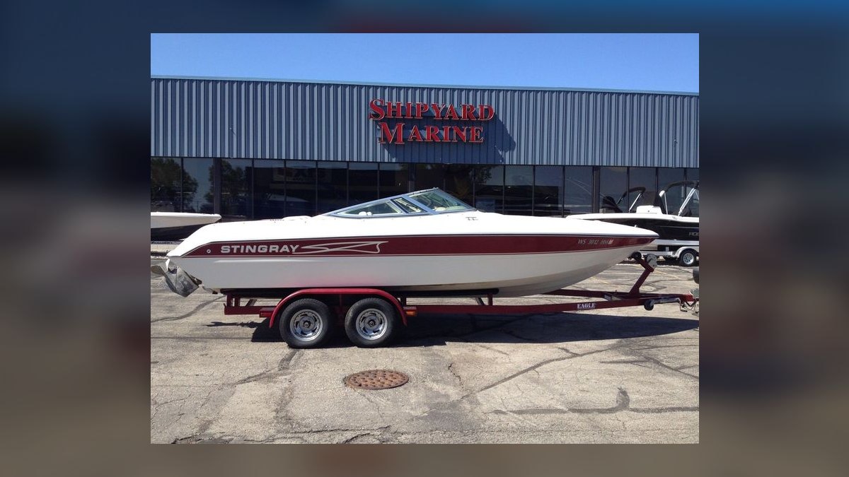 Top 10 Best Deck Boat Brands 2027 — figure 9