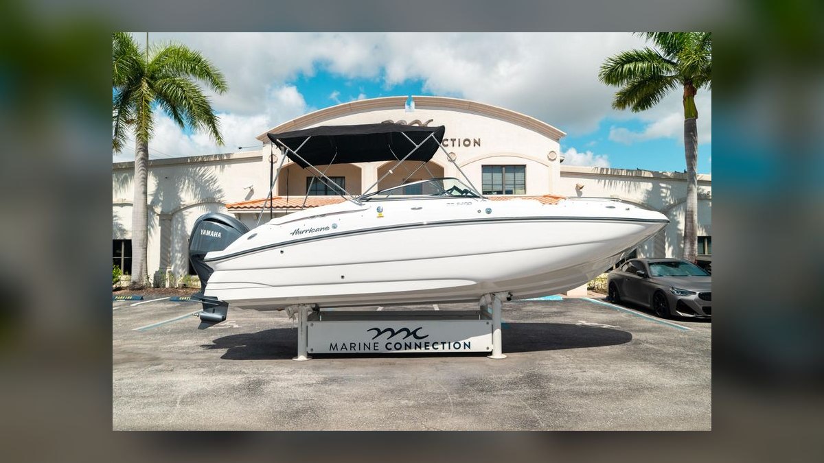 Top 10 Best Deck Boat Brands 2027
