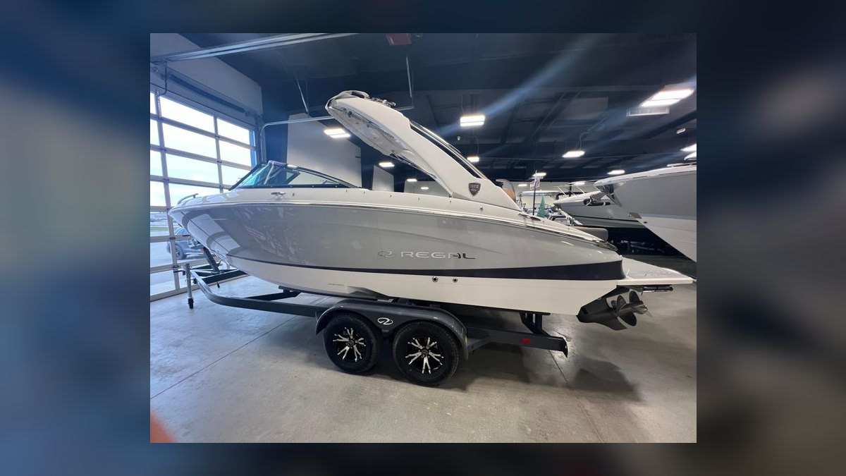 Top 10 Boats for Smith Mountain Lake 2027 — figure 8