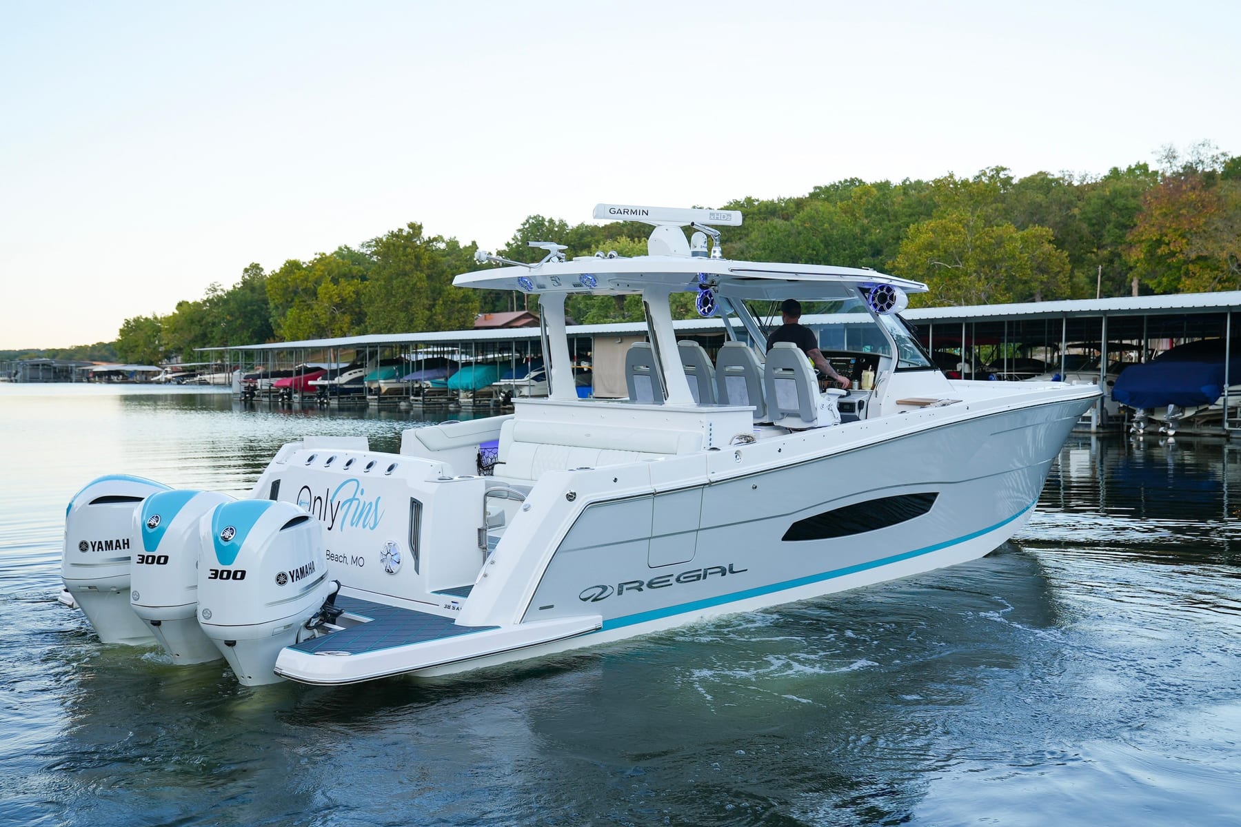 Top 10 Boats for Lake Michigan 2027 — figure 8