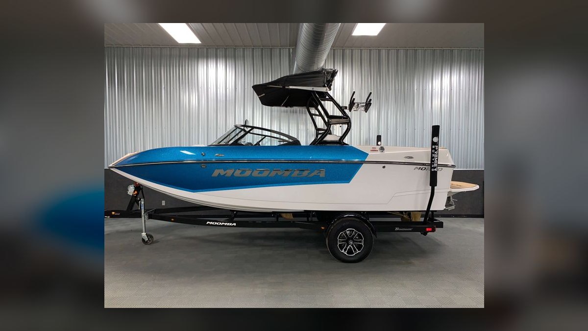 Top 10 Boats for Watersport Towing 2027 — figure 9