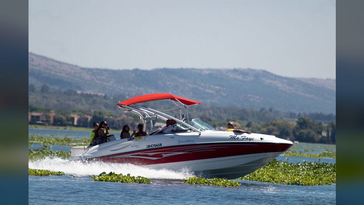 Top 10 Boats for Large Groups 2027 — figure 4