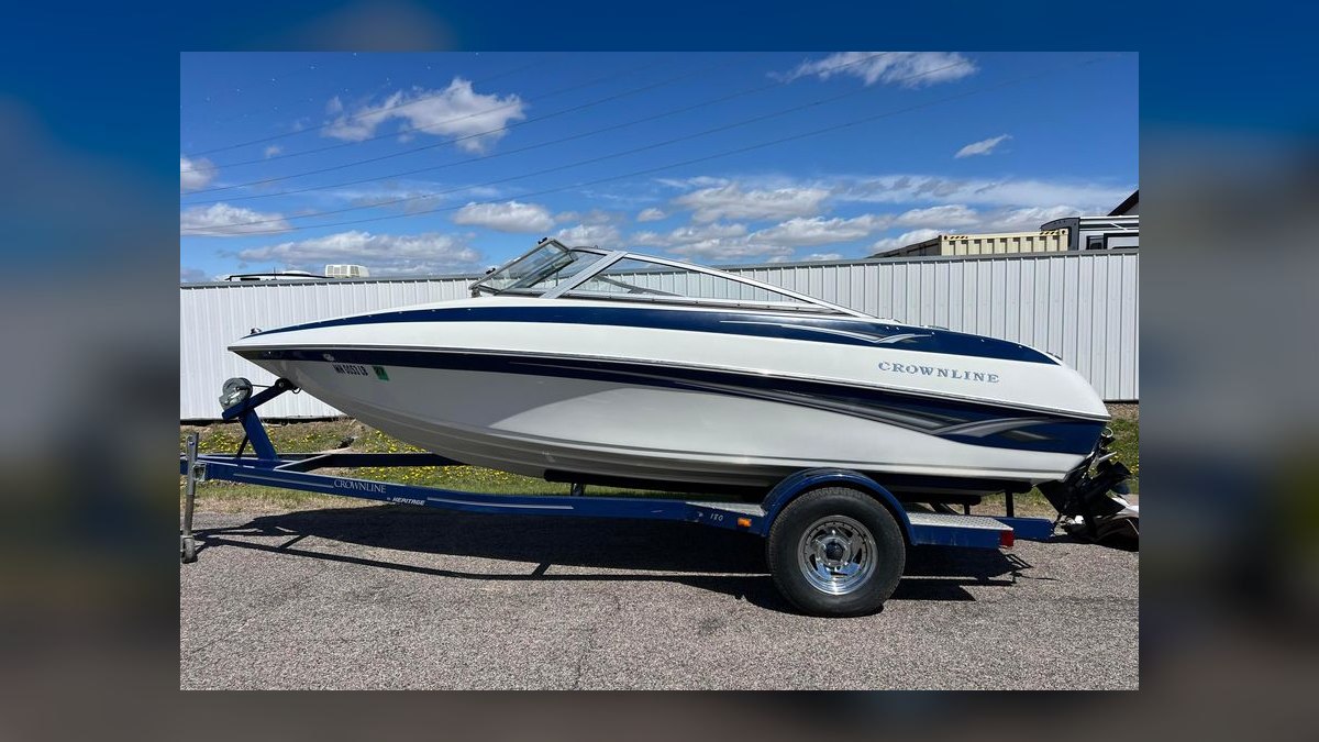 Best Used Bowrider Boats Under $10,000 in 2027 (Ranked) — figure 5