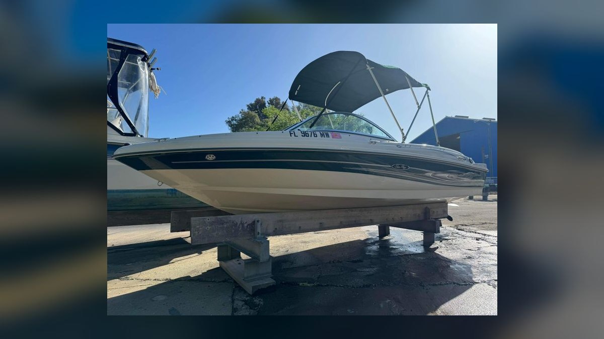 Best Used Deck Boats Under $10,000 in 2027 (Ranked) — figure 4