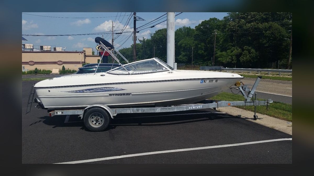 Best Used Deck Boats Under $10,000 in 2027 (Ranked) — figure 6