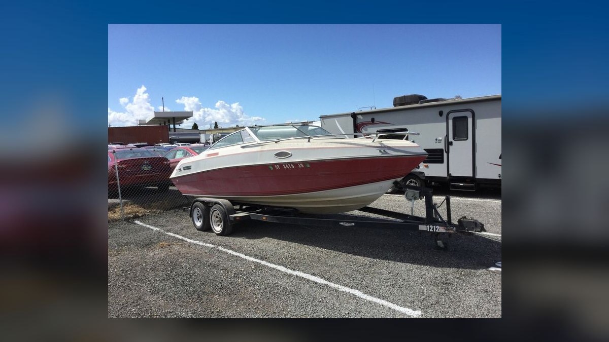 Best Used Wakeboard Boats Under $10,000 in 2027 (Ranked) — figure 9