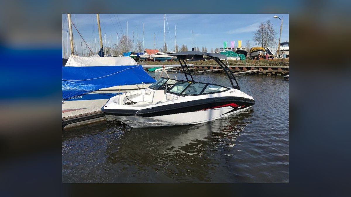 Best Used Runabout Boats Under $10,000 in 2027 (Ranked) — figure 7