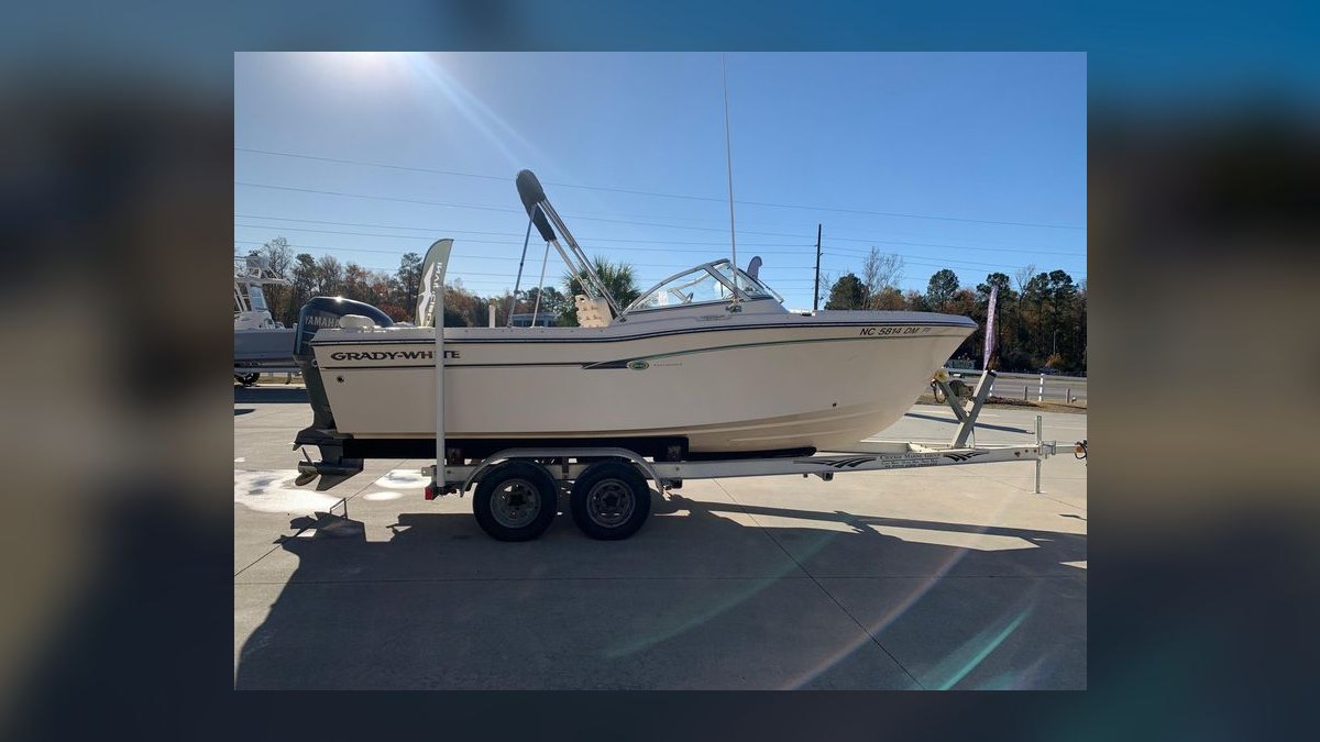 Best Used Walkaround Boats Under $10,000 in 2027 (Ranked) — figure 1