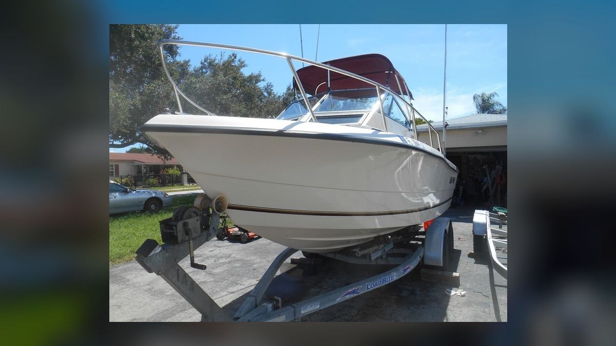 Best Used Walkaround Boats Under $10,000 in 2027 (Ranked) — figure 4