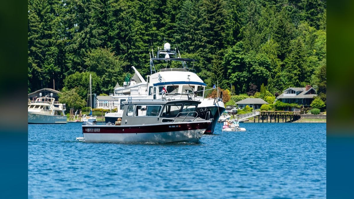 Best Used Walkaround Boats Under $20,000 in 2027 (Ranked) — figure 4