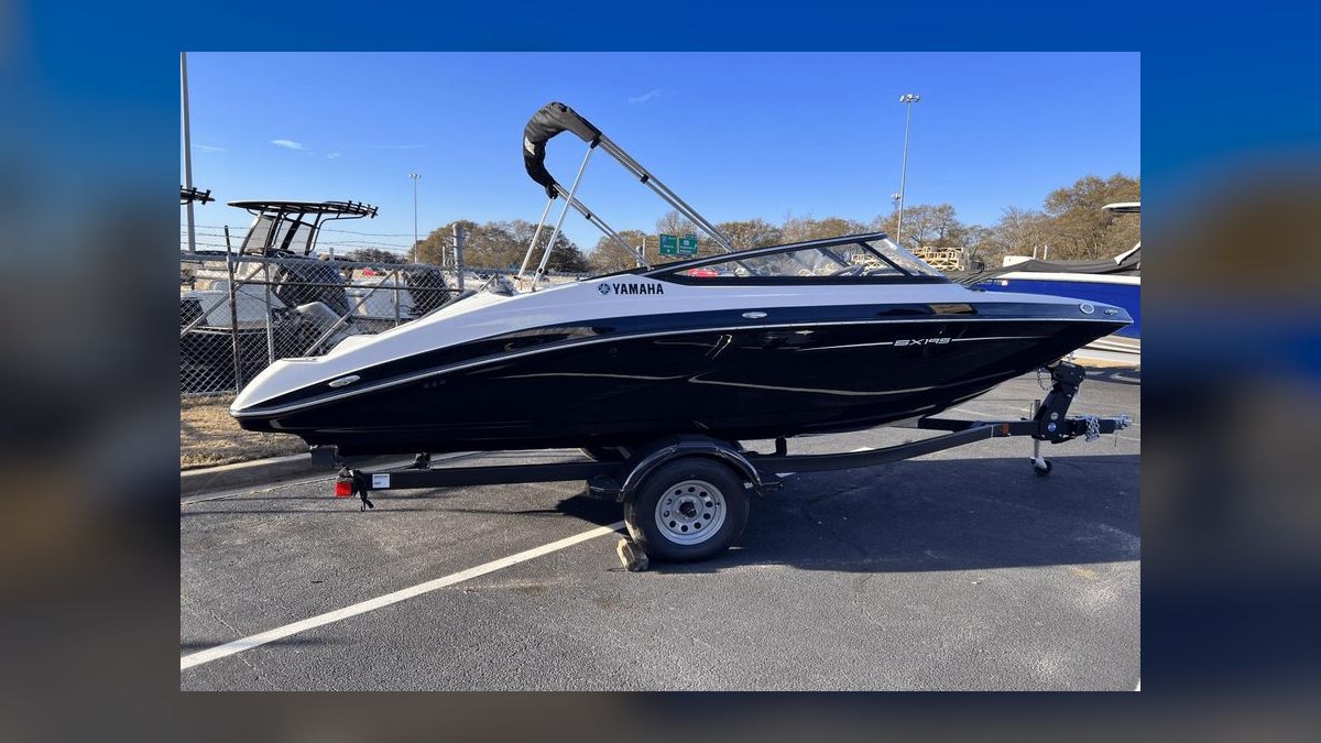 Best Used Dual Console Boats Under $30,000 in 2027 (Ranked) — figure 2