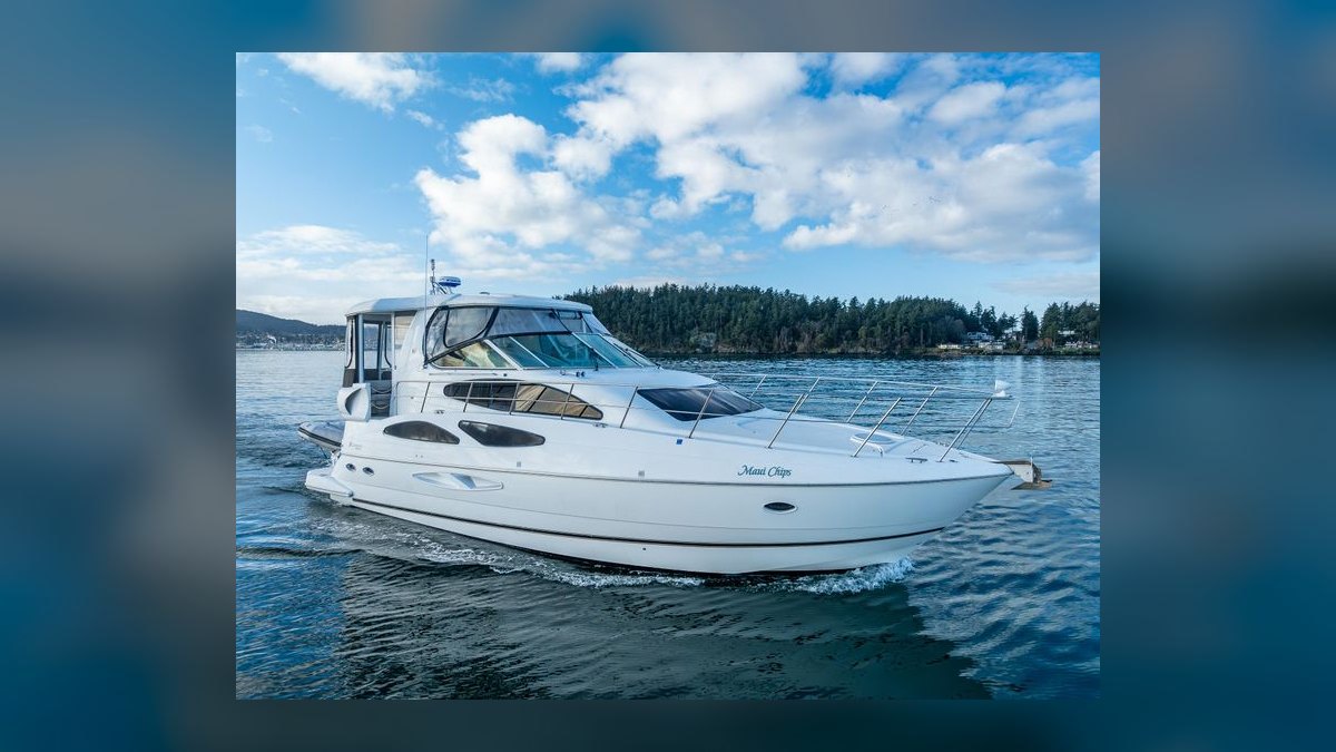 Best Used Express Cruisers Under $30,000 in 2027 (Ranked) — figure 5