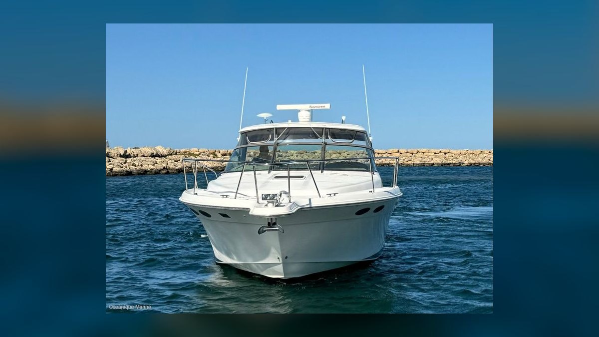 Best Used Express Cruisers Under $30,000 in 2027 (Ranked) — figure 9