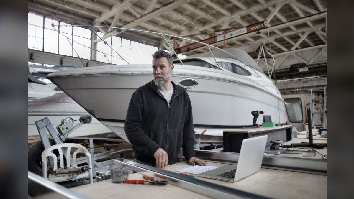 Best Used Walkaround Boats Under $30,000 in 2027 (Ranked) — figure 6