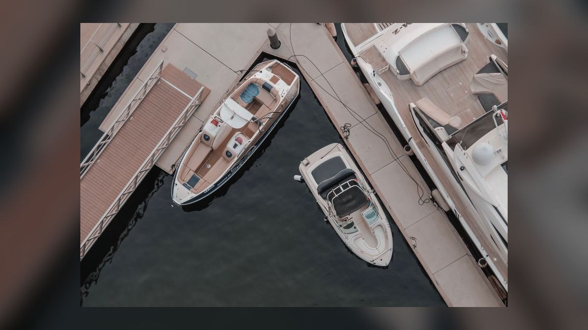 Best Used Deck Boats Under $50,000 in 2027 (Ranked) — figure 9