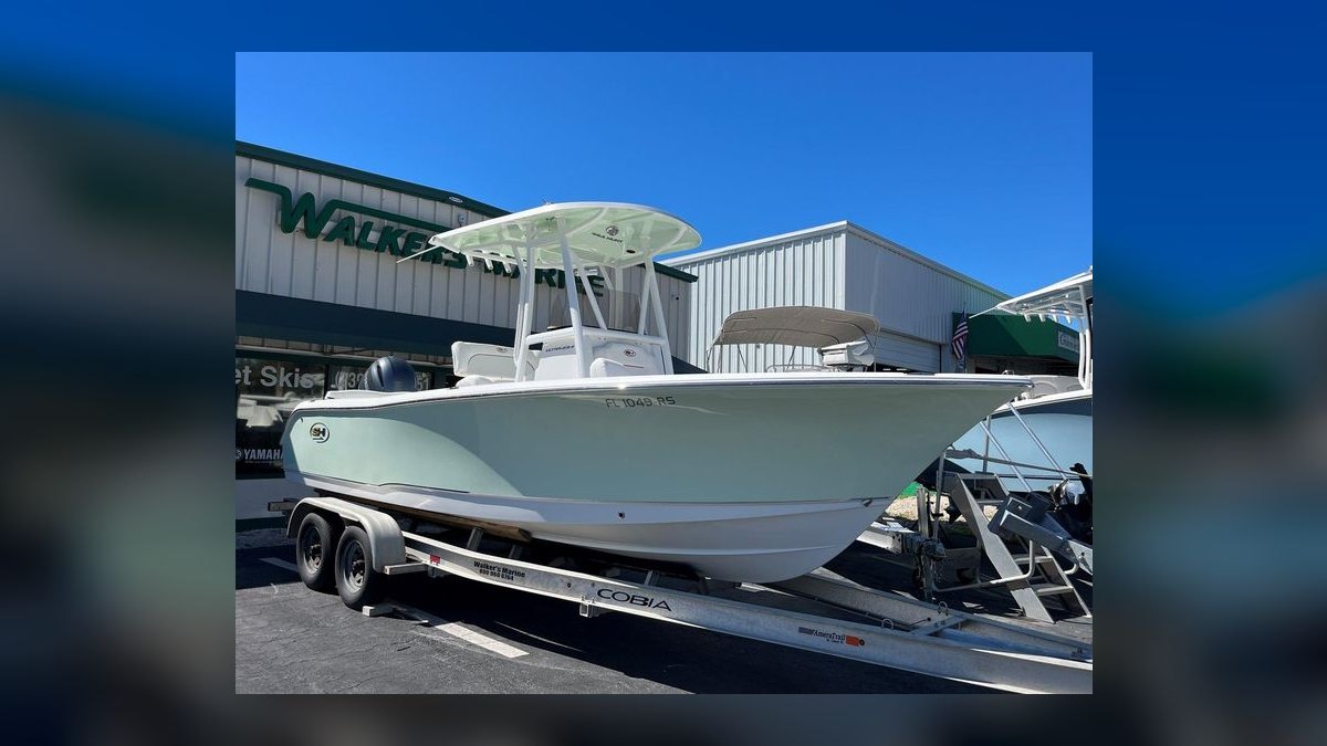 Best Used Center Console Boats Under $75,000 in 2027 (Ranked) — figure 4