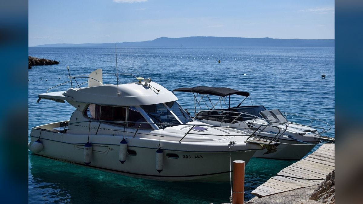 Best Used Walkaround Boats Under $75,000 in 2027 (Ranked) — figure 5