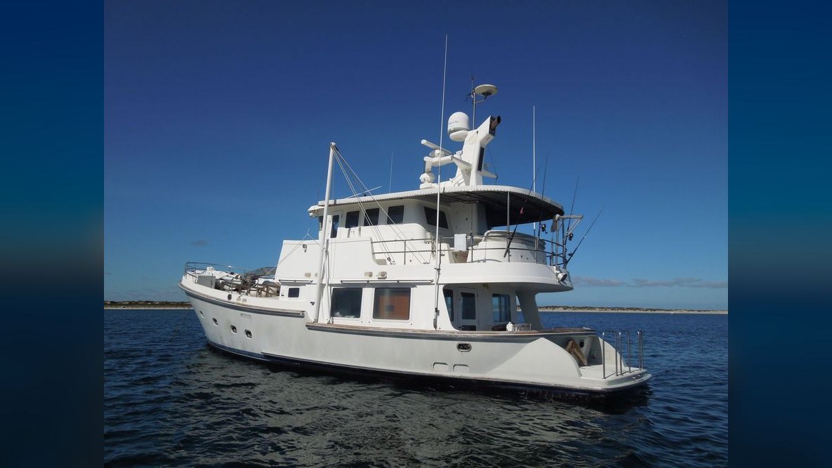 Best Used Cabin Cruiser Boats Under $100,000 in 2027 (Ranked) — figure 5