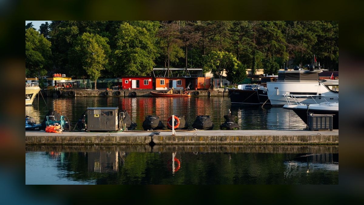 Best Boats for Overnight Trips in 2027 (Ranked) — figure 10
