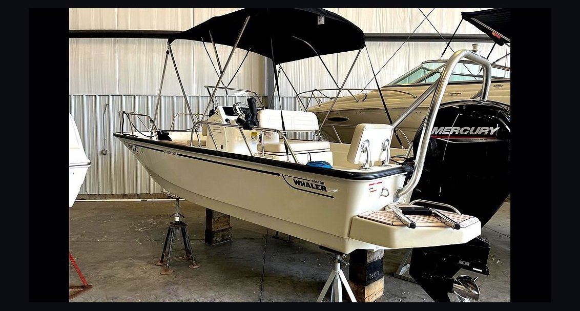 Best Boats for Retirees in 2027 (Ranked)