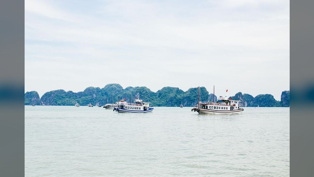 Best Boats for Day Trips in 2027 (Ranked) — figure 3