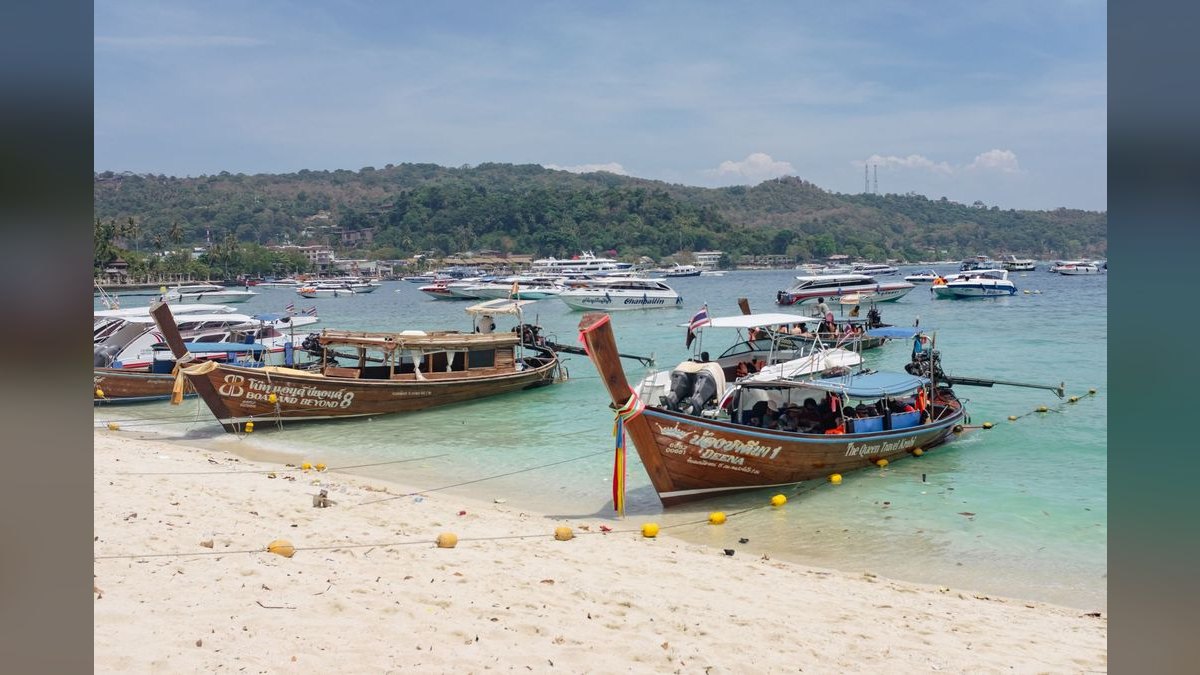 Best Boats for Day Trips in 2027 (Ranked) — figure 5