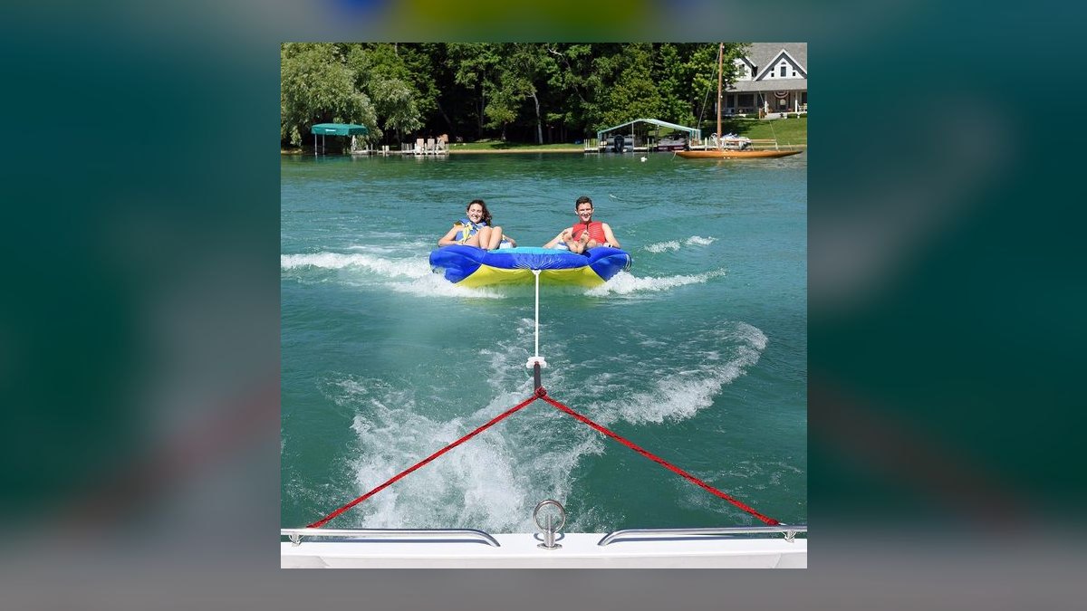 Best Boats for Tubing in 2027 (Ranked) — figure 3