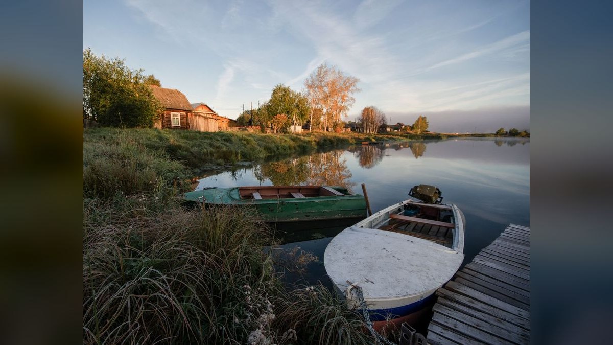 Best Boats for Calm Lakes in 2027 (Ranked)