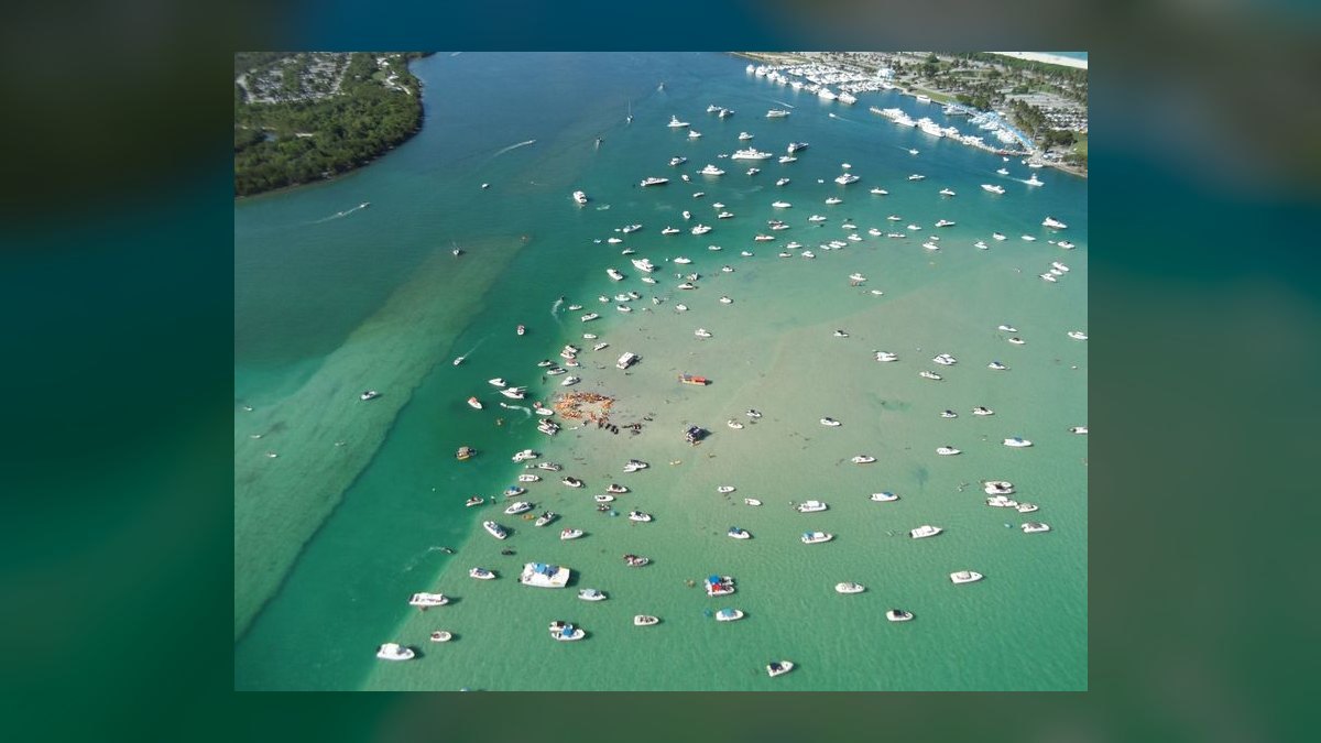 Best Boats for Calm Lakes in 2027 (Ranked)