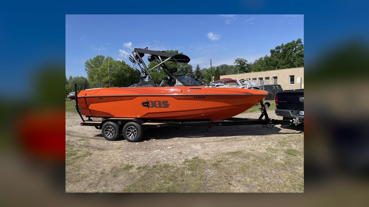 Best Boats for Watersports Families in 2027 (Ranked) — figure 2