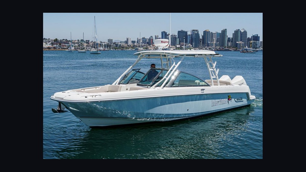 Best Boston Whaler Boat Models (Ranked) in 2027 — figure 9
