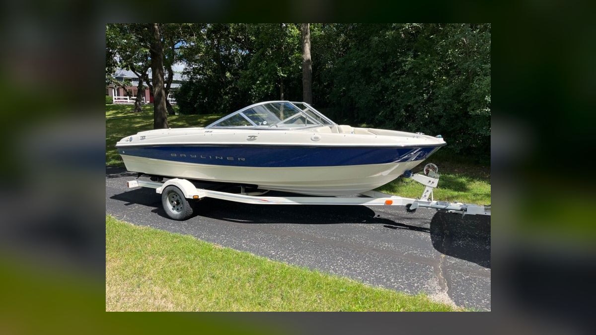 Best Bayliner Boat Models (Ranked) in 2027 — figure 4