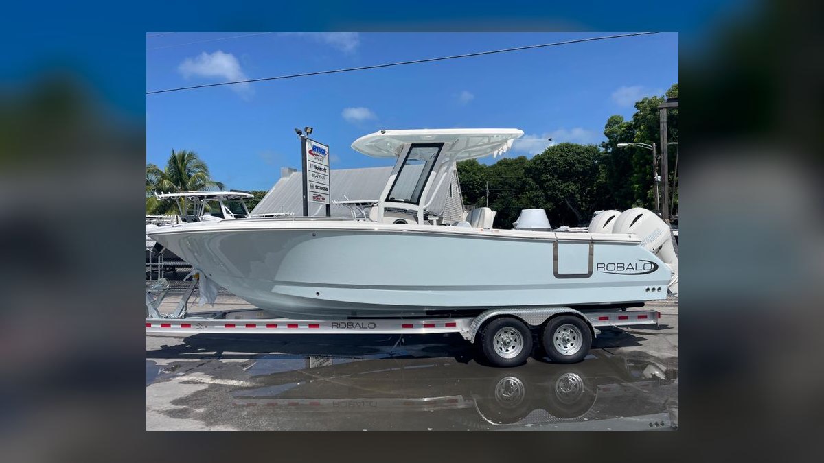 Best Robalo Boat Models (Ranked) in 2027 — figure 2