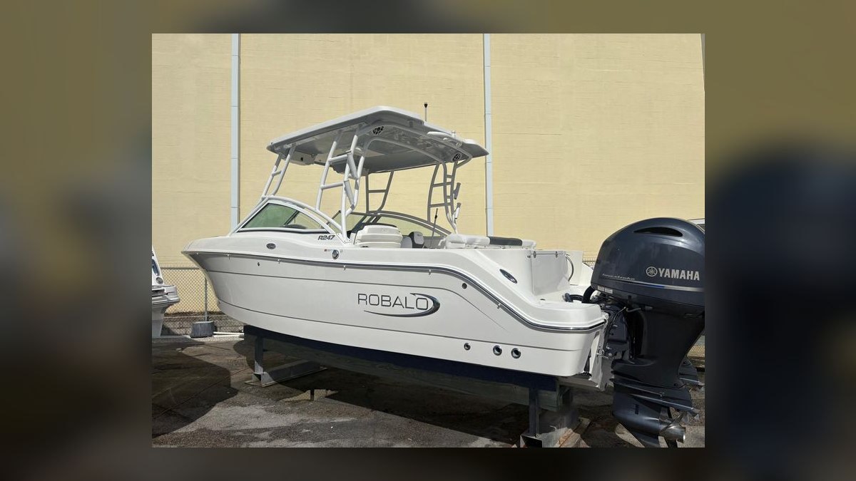 Best Robalo Boat Models (Ranked) in 2027 — figure 6