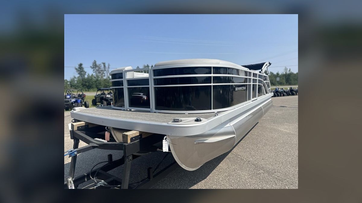 Best Bennington Boat Models (Ranked) in 2027 — figure 4