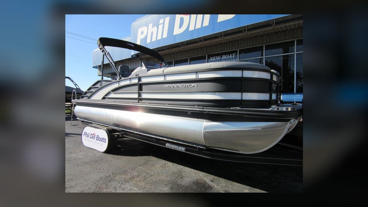 Best Bennington Boat Models (Ranked) in 2027