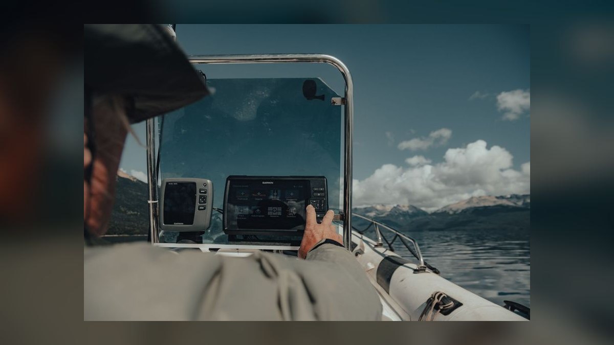 Best Sun Tracker Boat Models (Ranked) in 2027 — figure 4