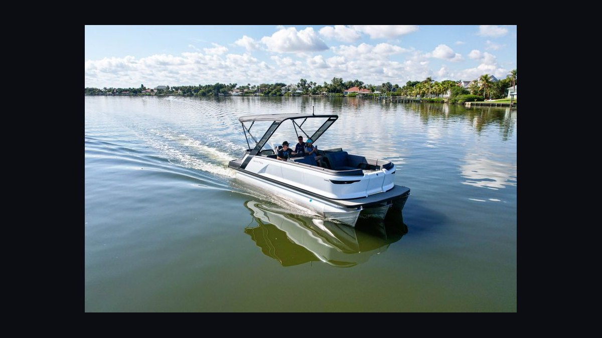 Best Manitou Boat Models (Ranked) in 2027 — figure 7
