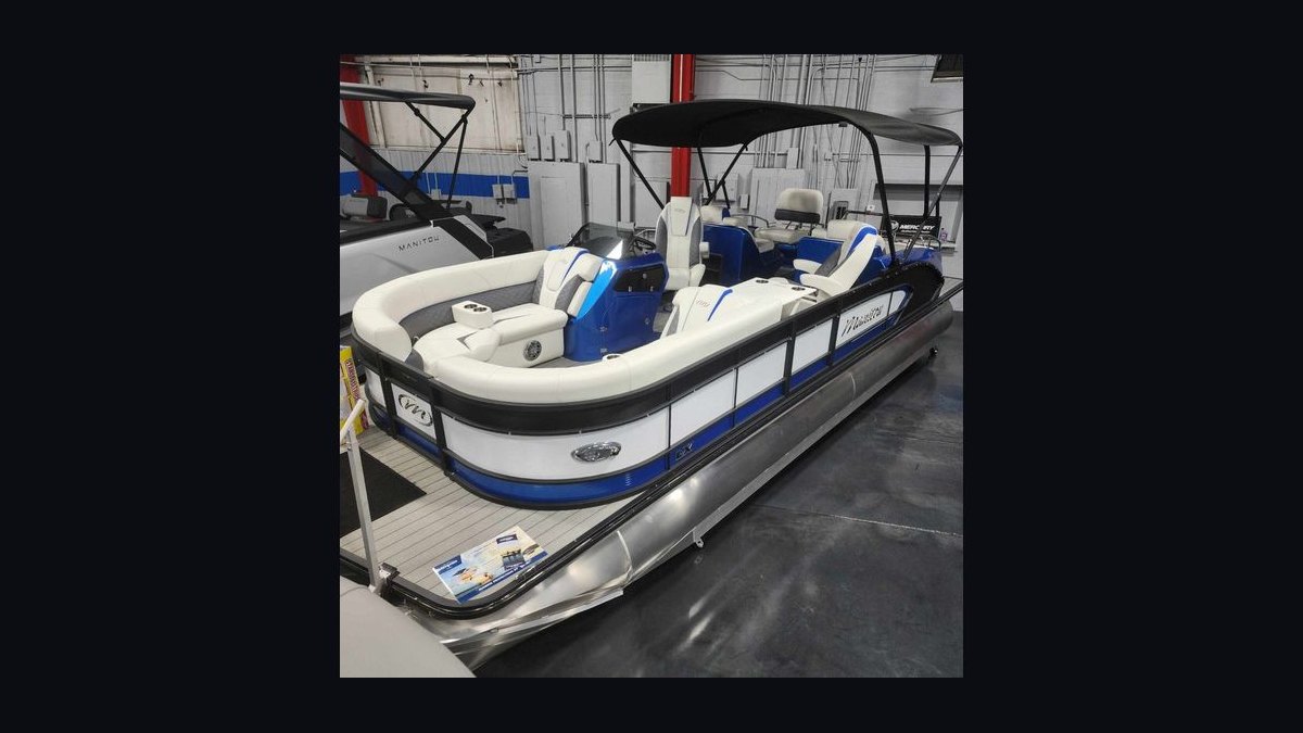 Best Manitou Boat Models (Ranked) in 2027 — figure 9