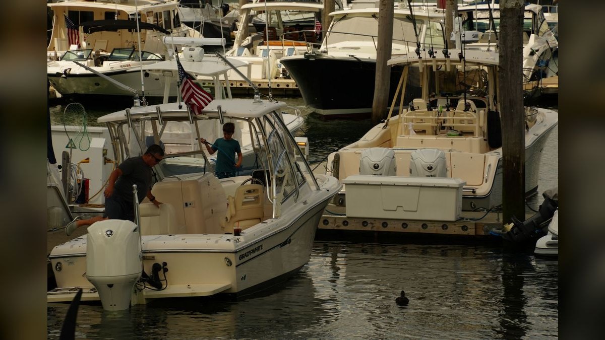 Best Cobia Boat Models (Ranked) — figure 2