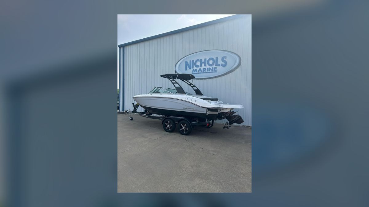 Top 10 Jet Boats 2024 — figure 9