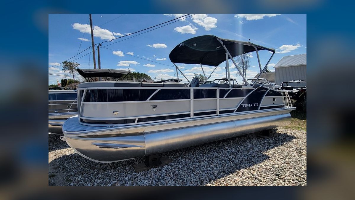 Top 10 Houseboats 2024 — figure 7