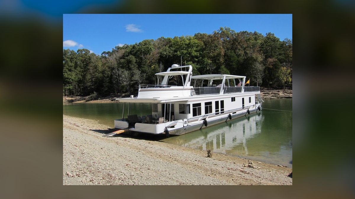 Top 10 Houseboats 2024 — figure 8
